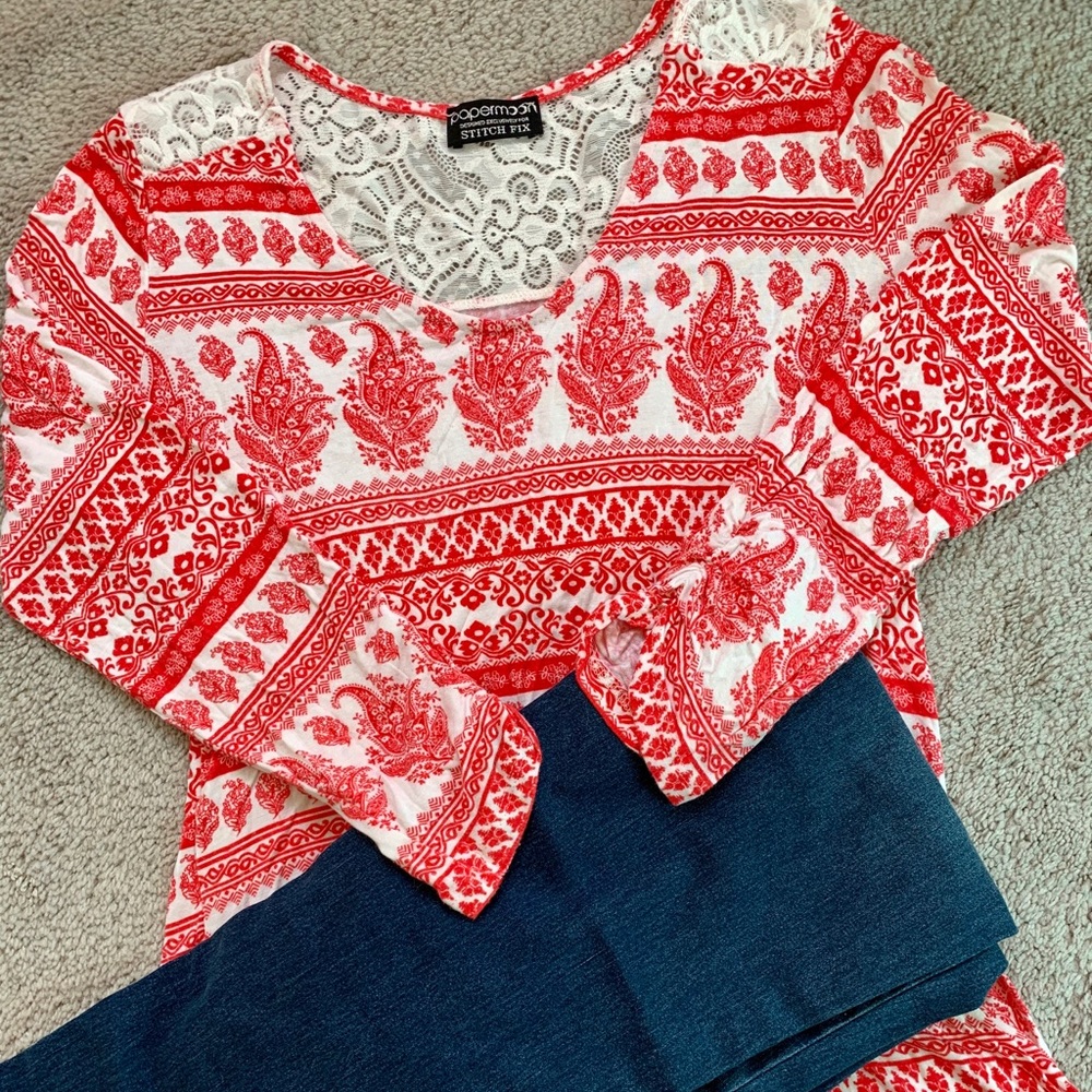 Lightweight coral and white top